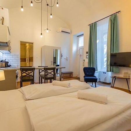 Cassa Mist Apartment Budapest Luaran gambar