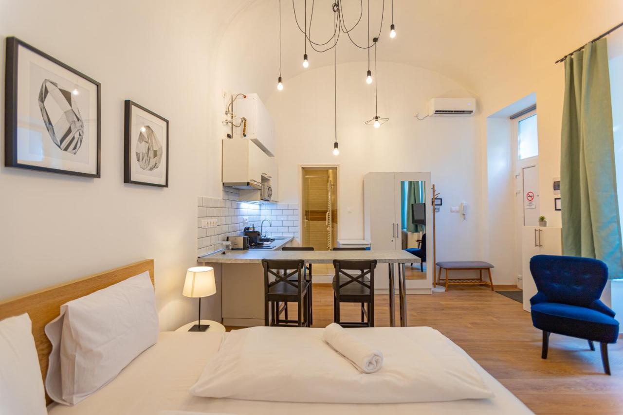 Cassa Mist Apartment Budapest Luaran gambar
